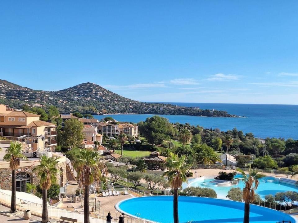 Saint-Raphaël T2 En Rez De Jardin Privatif Cloture , Cap Esterel Pierre Et Vacances ,Piscine Chauffee Des Le 05 Avril Au 02 Novembre מראה חיצוני תמונה