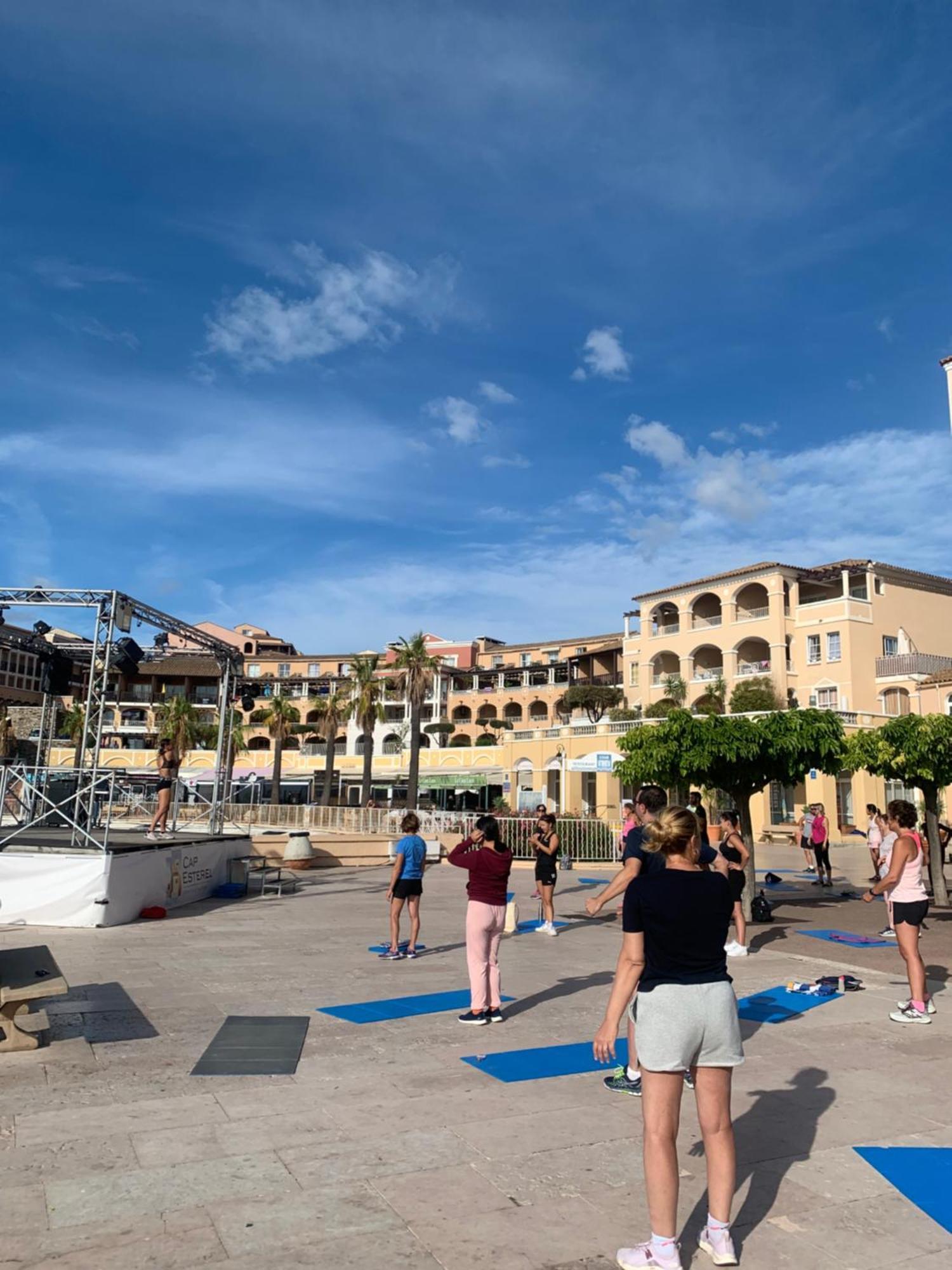 Saint-Raphaël T2 En Rez De Jardin Privatif Cloture , Cap Esterel Pierre Et Vacances ,Piscine Chauffee Des Le 05 Avril Au 02 Novembre מראה חיצוני תמונה